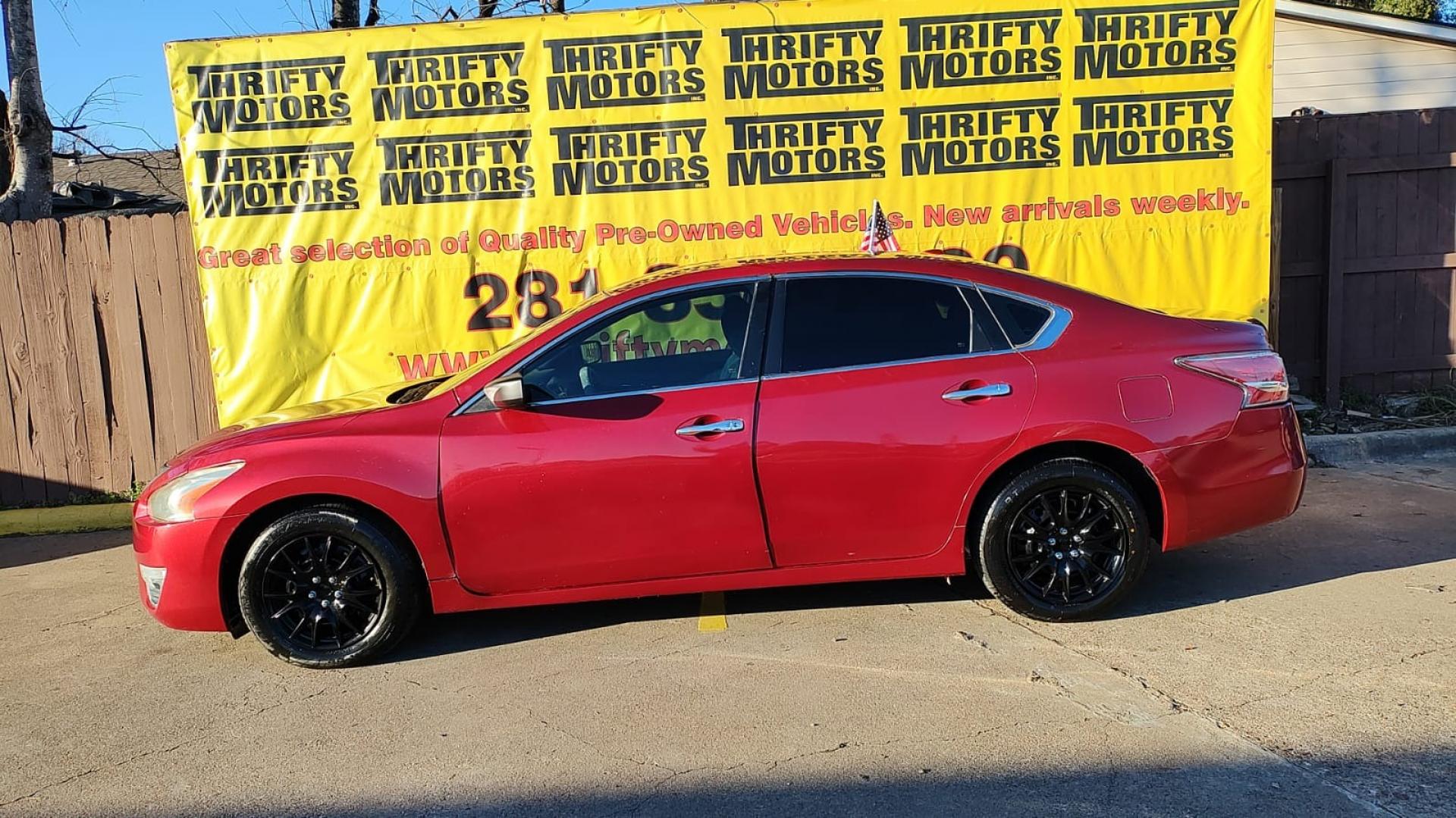 2015 Nissan Altima (1N4AL3AP3FC) , located at 16710 Clay Rd., Houston, TX, 77084, (281) 859-7900, 29.834864, -95.656166 - Photo#0